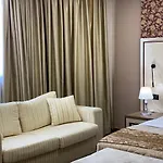 Hotel Deluxe 4*