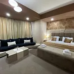 Deluxe Hotel 4*
