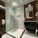 Hotel Deluxe 4*