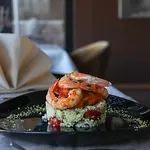 Deluxe تيرانا