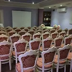 Deluxe 4* Tirana