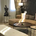 Deluxe 4*