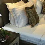 Deluxe Hotel 4*