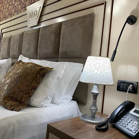 Deluxe Hotel 4*