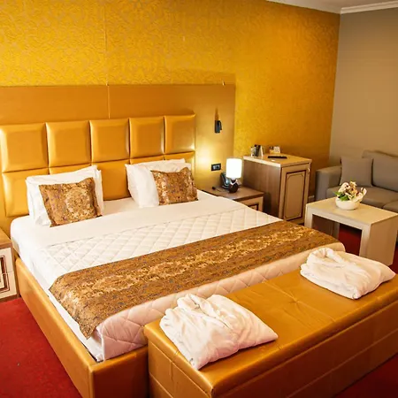 Hotel Deluxe Tirana
