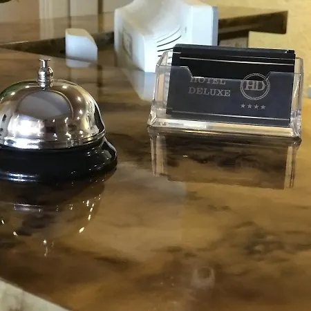 Deluxe 4* טיראנה