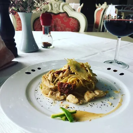 Deluxe Ξενοδοχείο 4*